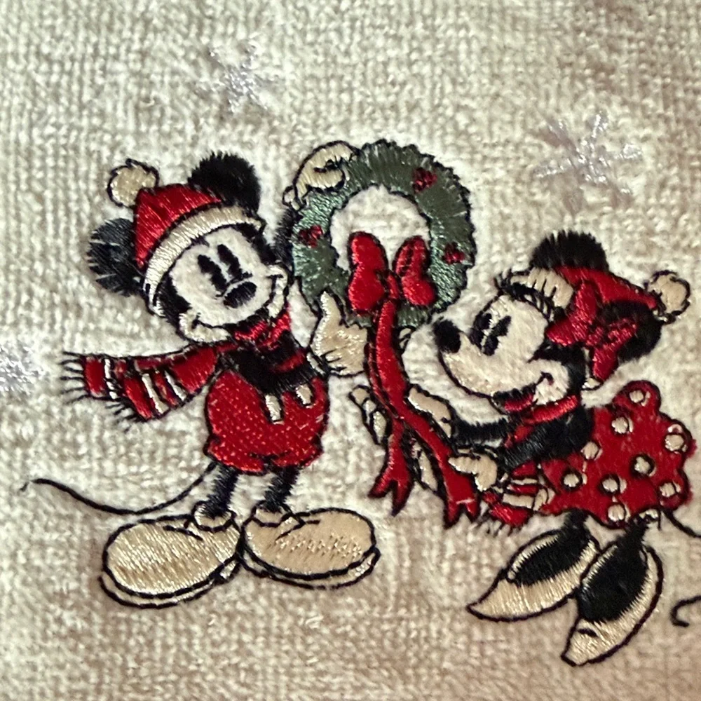 Disney Mickey & Minnie Hand Towel - Cream and Red NWT